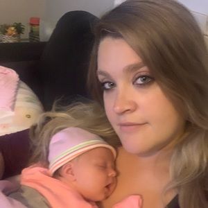 Meet your Posher, Courtney